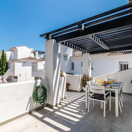 Apartment Renovated Penthouse In Naranjos Marbella