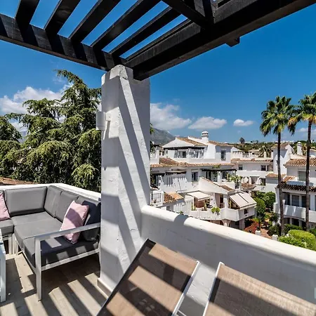 Renovated Penthouse In Naranjos Apartment Marbella
