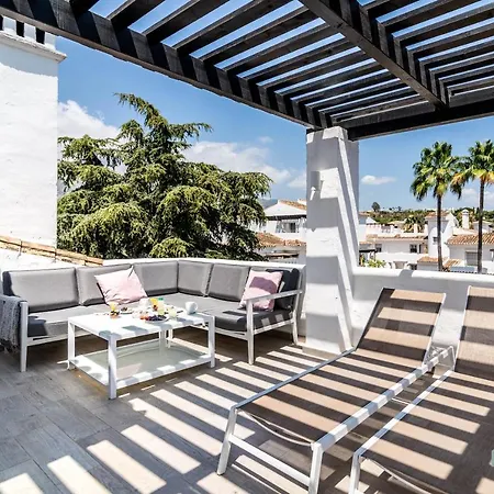 Renovated Penthouse In Naranjos Apartment