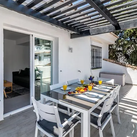 Apartment Renovated Penthouse In Naranjos Marbella